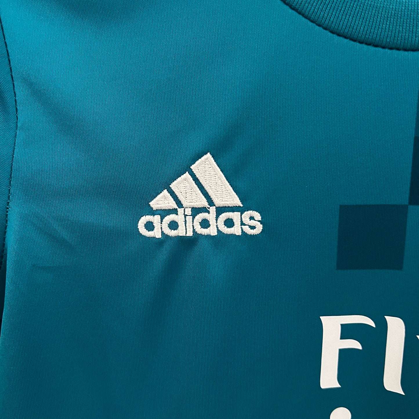 Real Madrid third kids set. Season 17/18