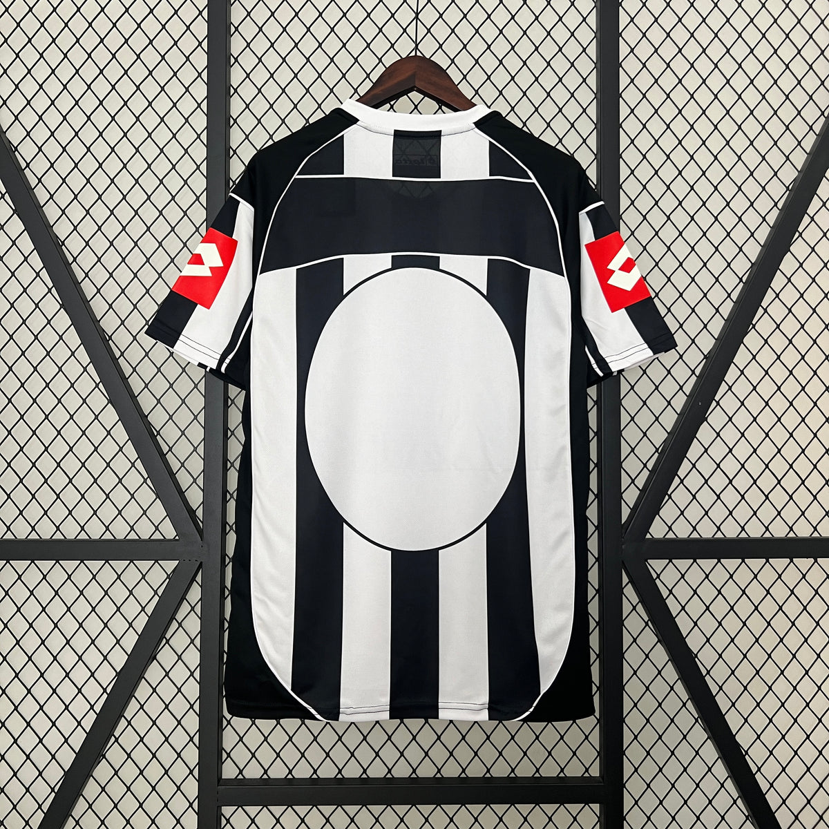 Juventus home jersey. Season 03/04