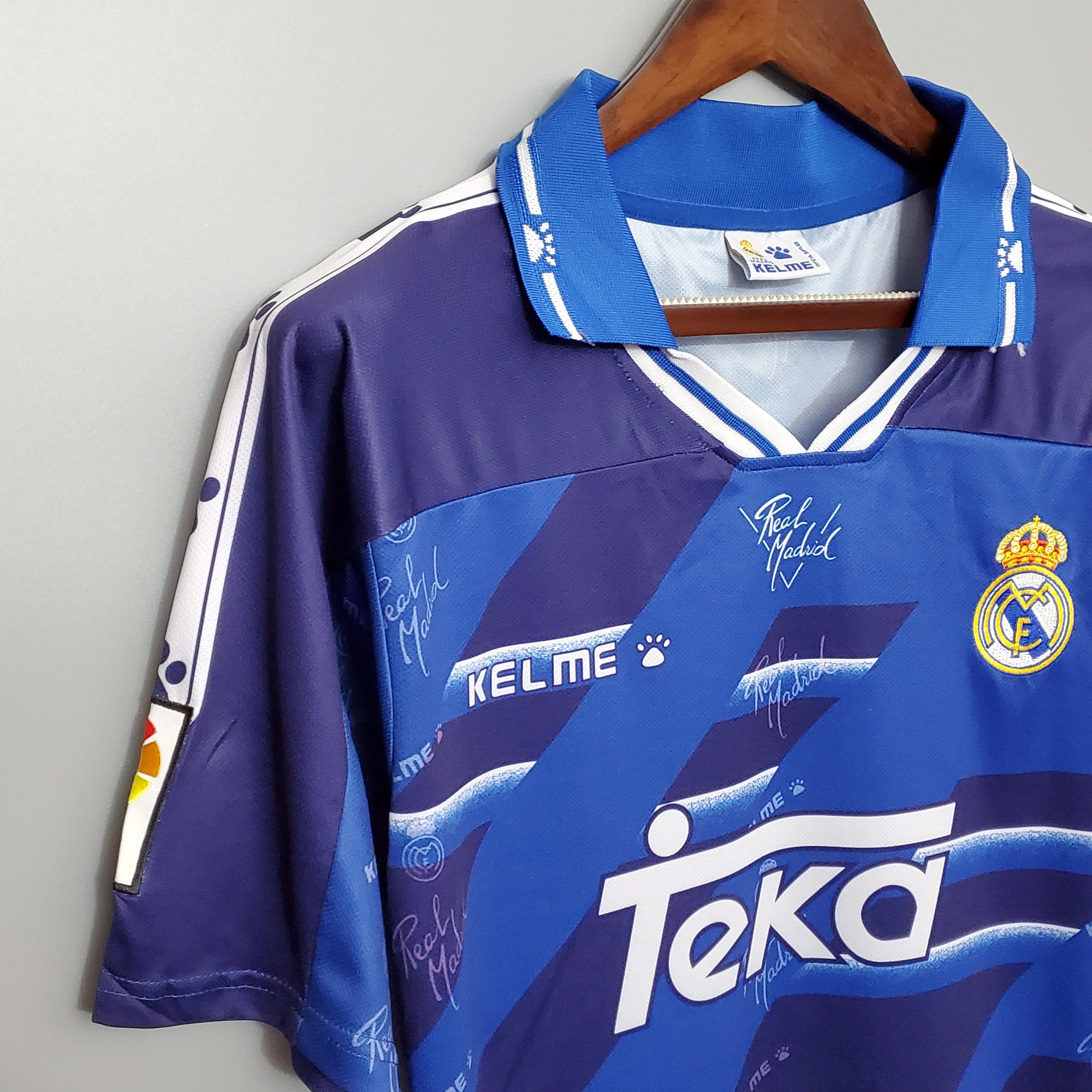 Real Madrid away jersey. Season 94/95