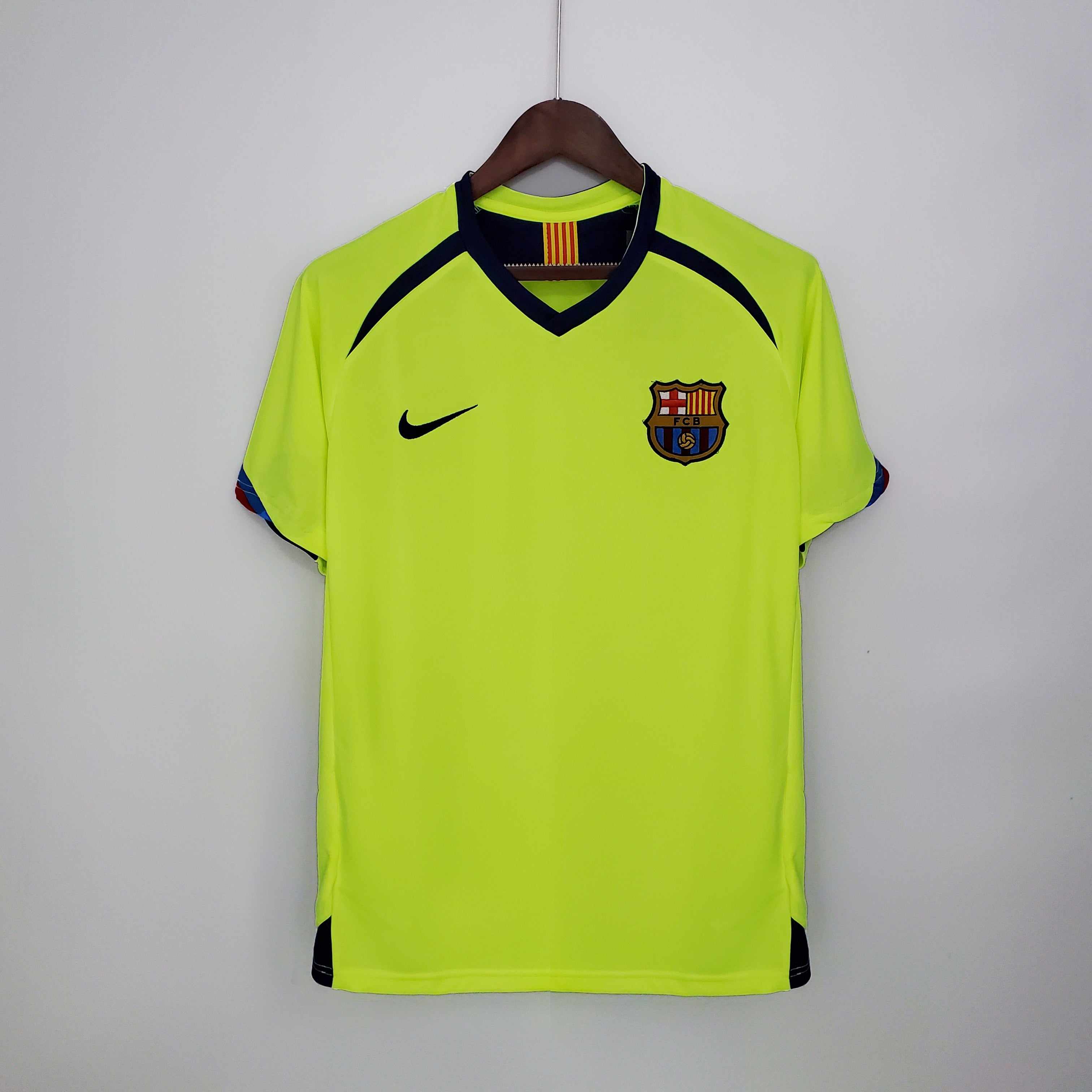 Barcelona away jersey. Season 05/06
