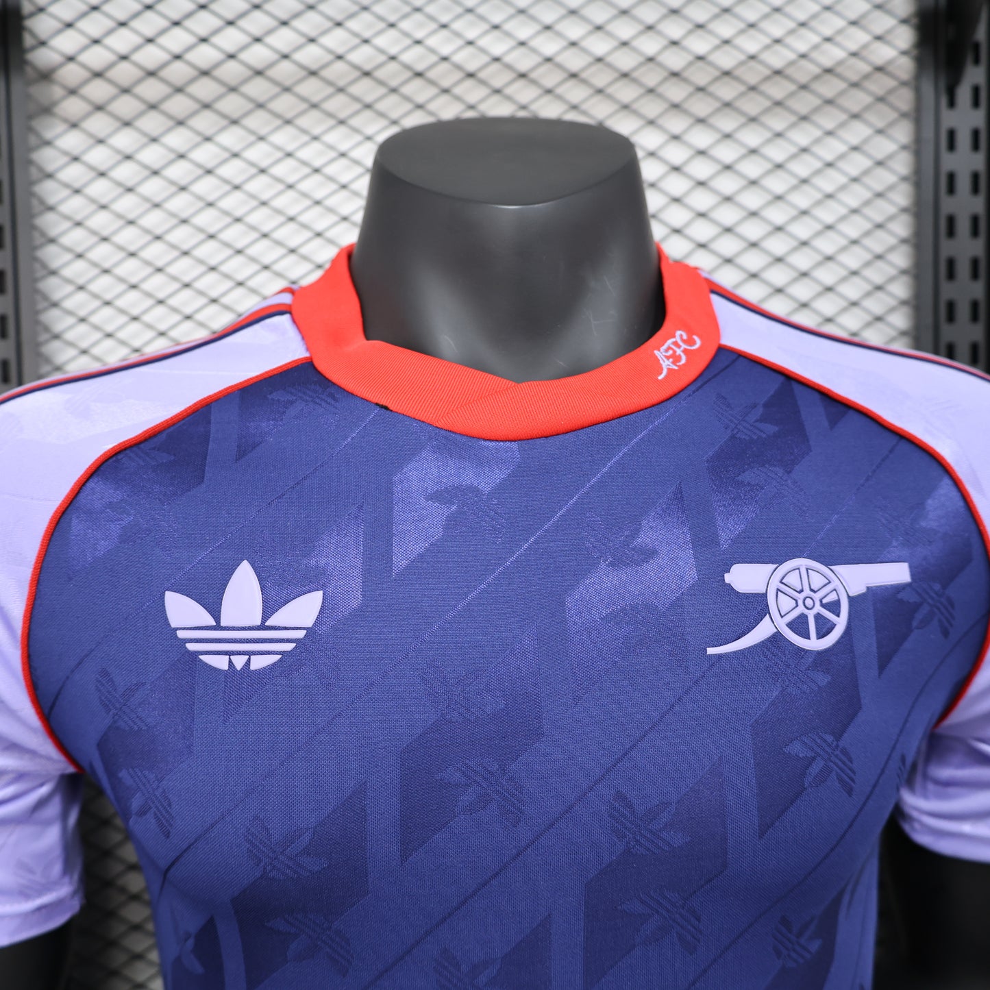 Arsenal pre-match jersey. Season 24/25