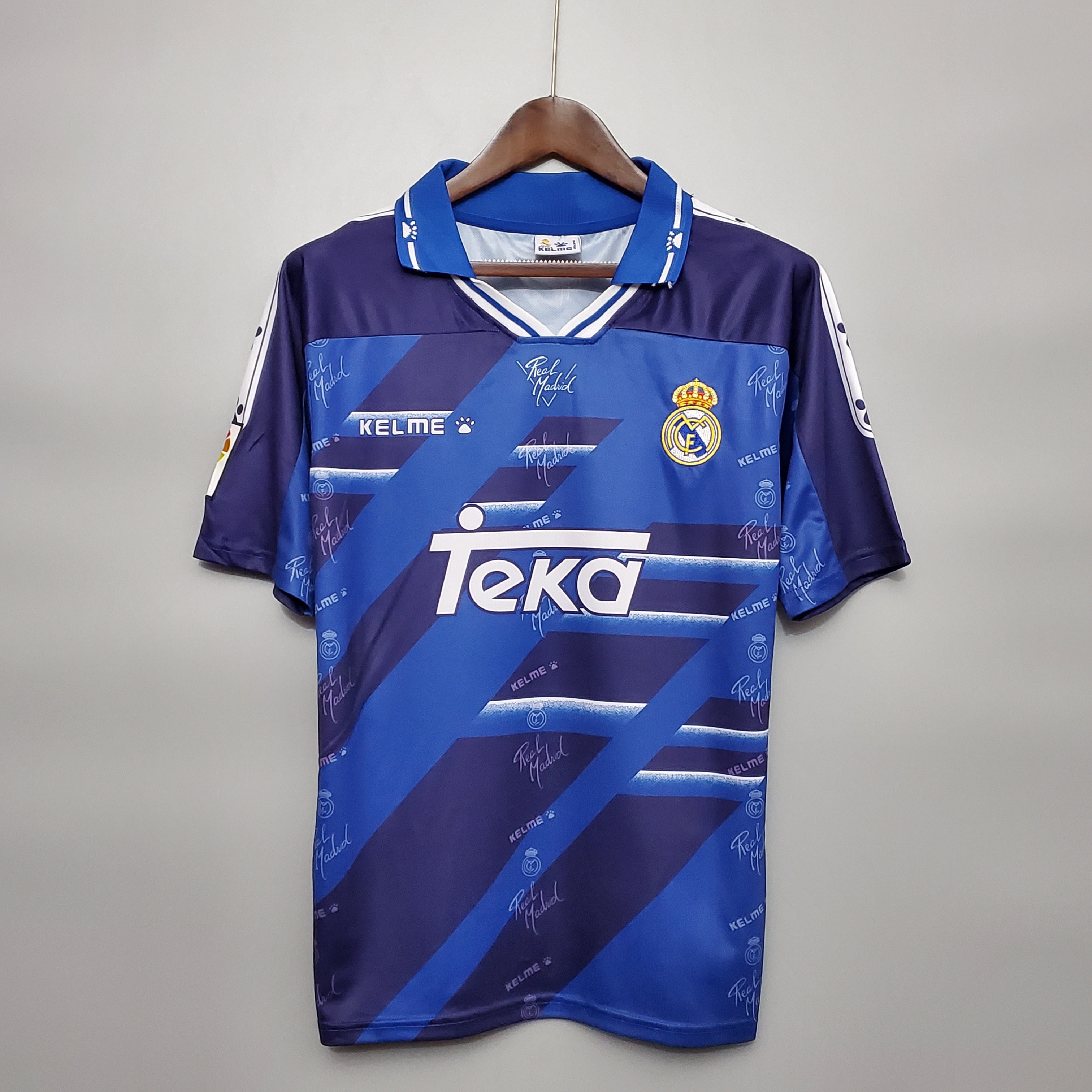 Real Madrid away jersey. Season 94/95