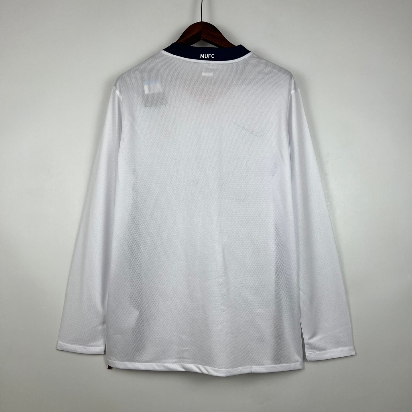 Manchester United longsleeve away jersey. Season 07/08