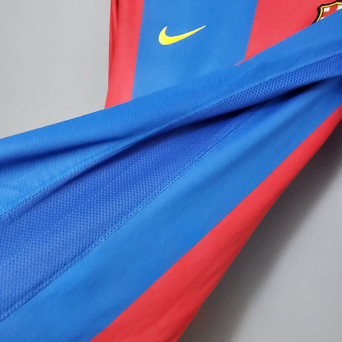 Barcelona longsleeve home jersey. Season 06/07