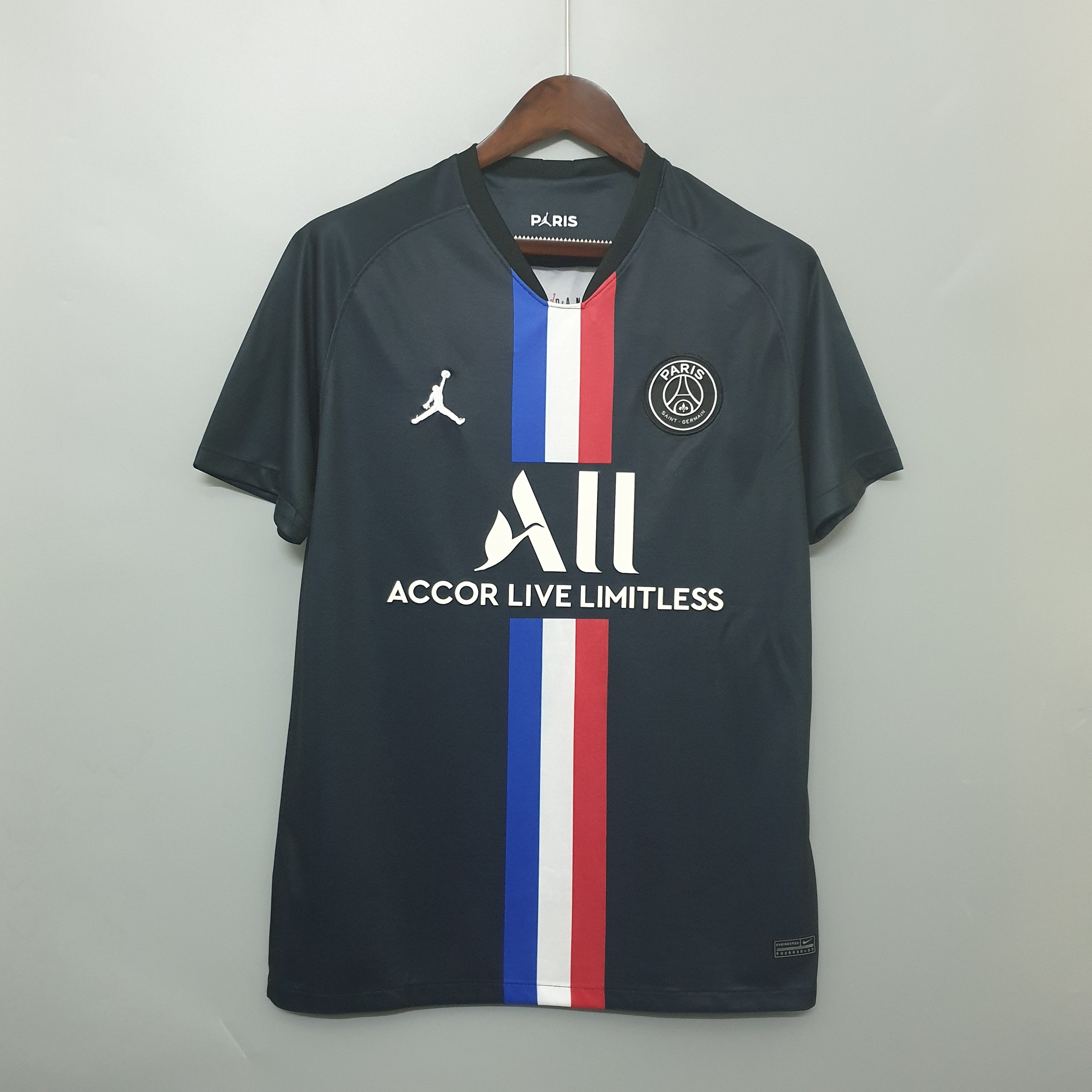 PSG away jersey. Season 19/20