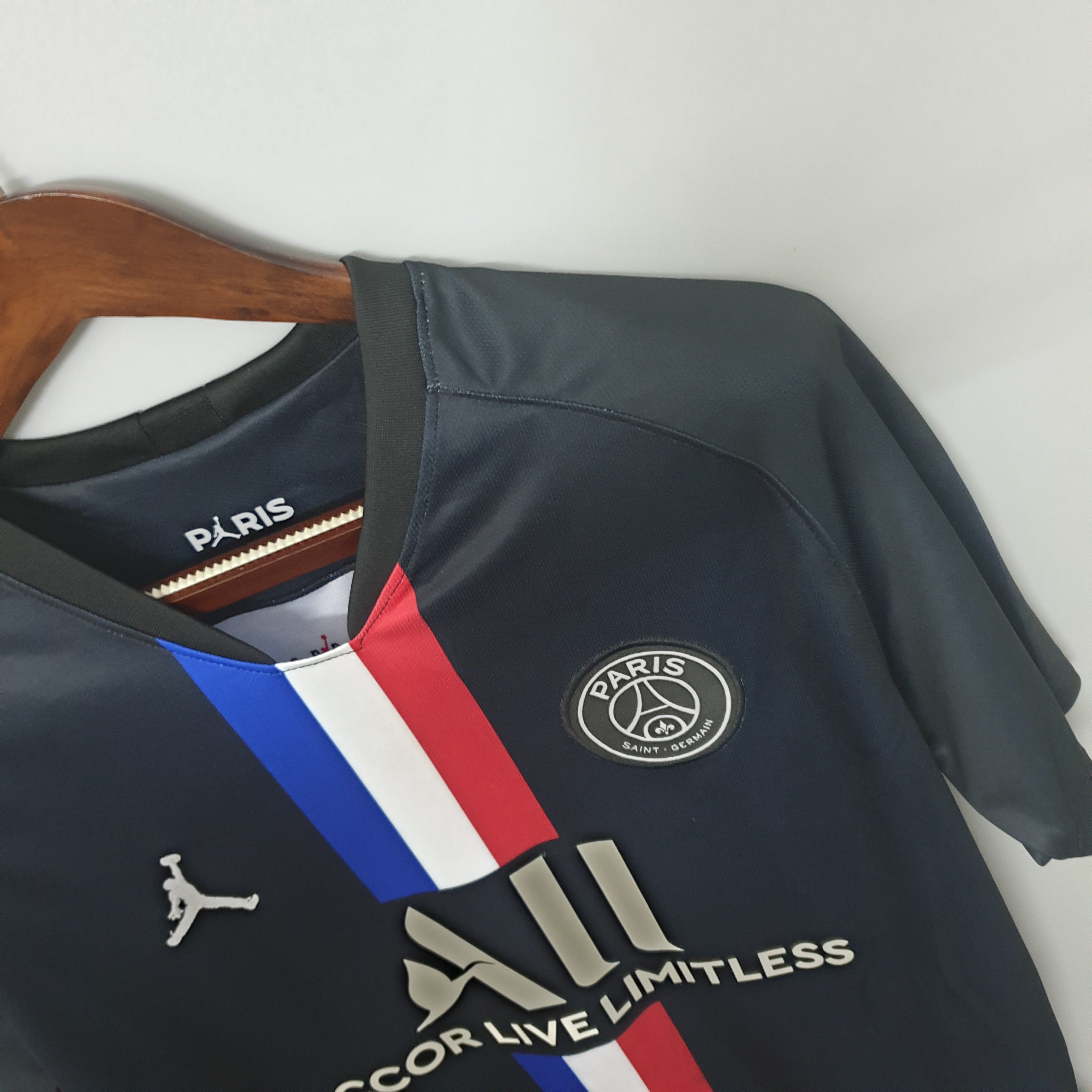 PSG away jersey. Season 19/20