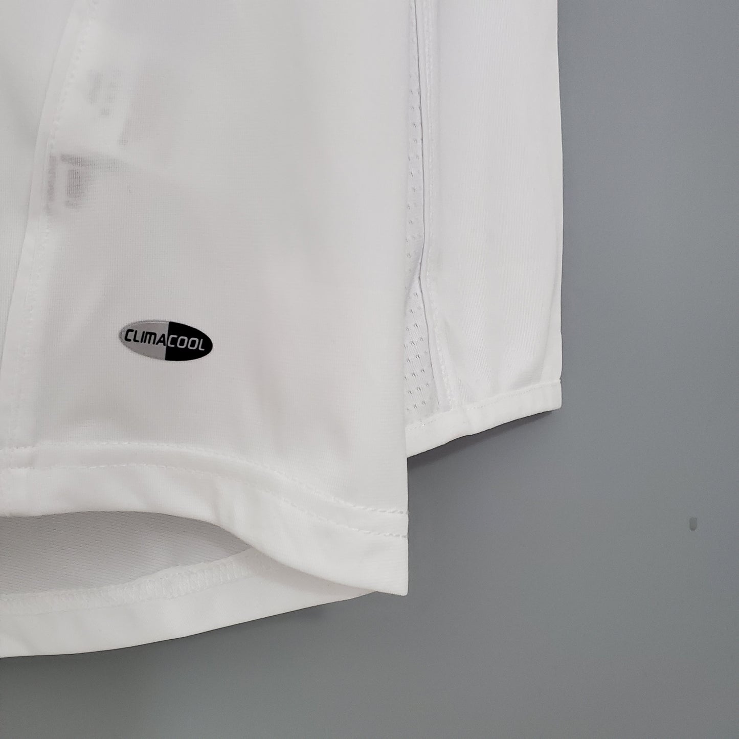 Real Madrid longsleeve home jersey. Season 05/06