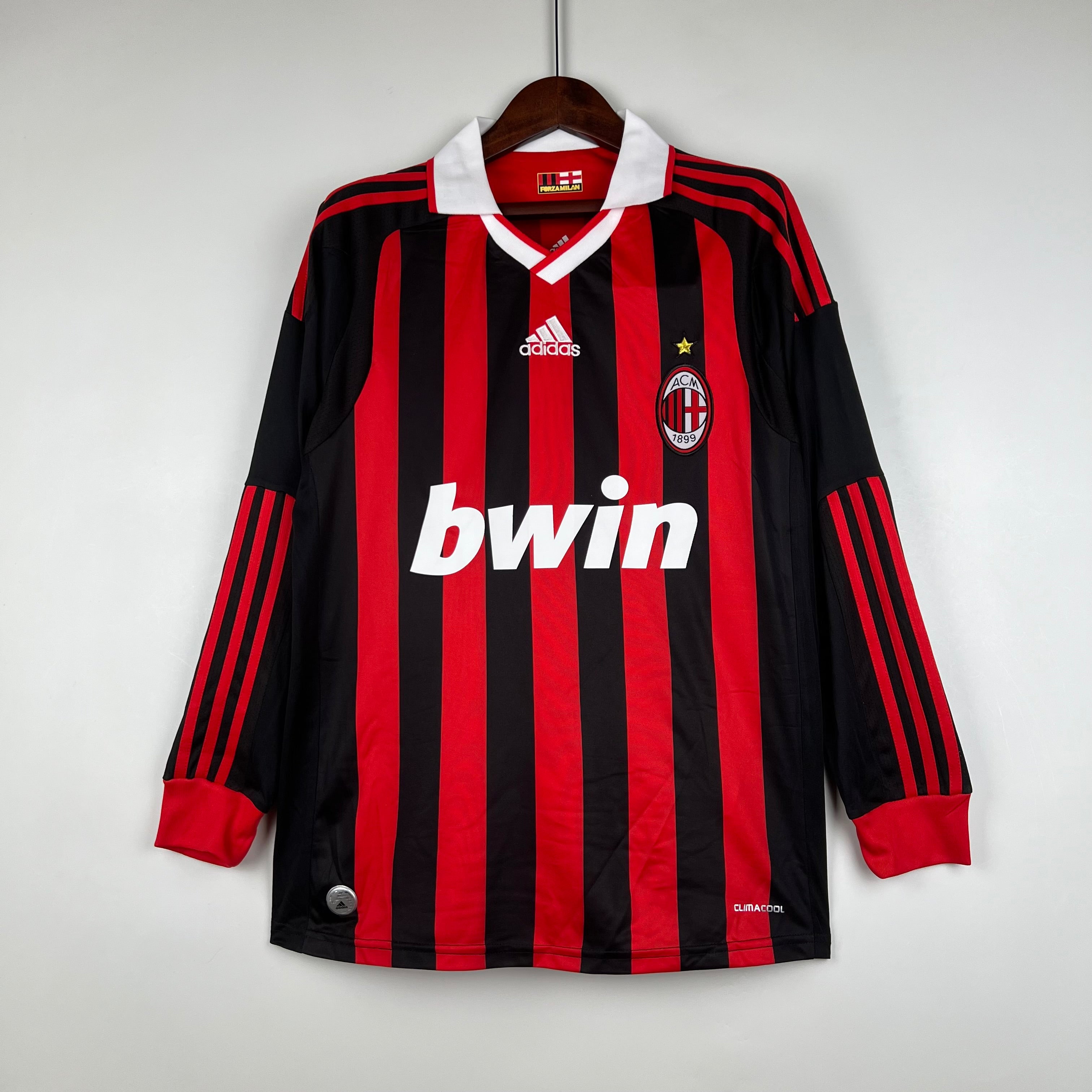 AC Milan longsleeve home jersey. Season 09/10
