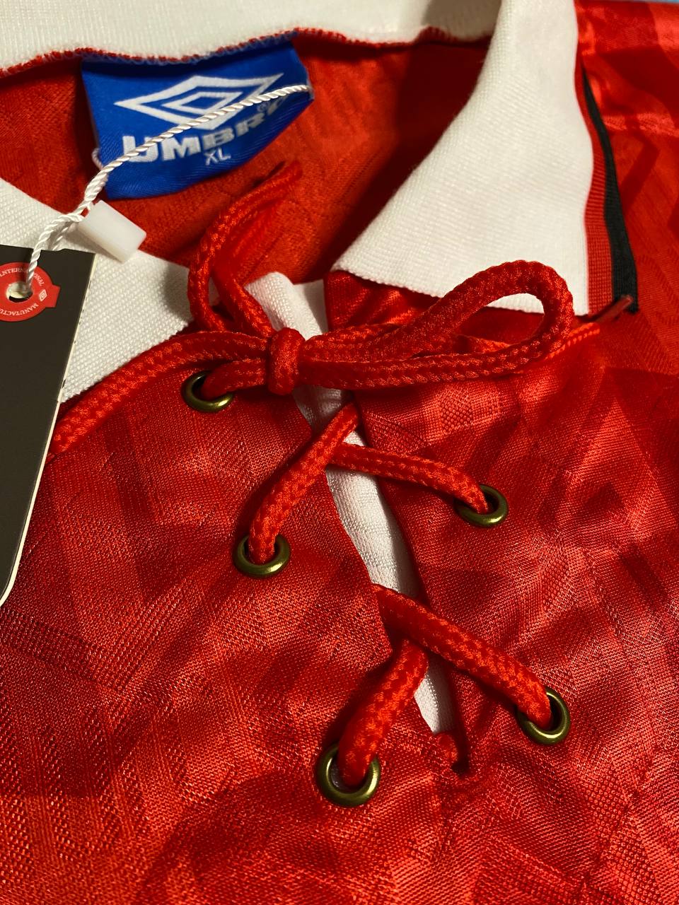 Manchester United home jersey. Season 92/94. Ryan Giggs