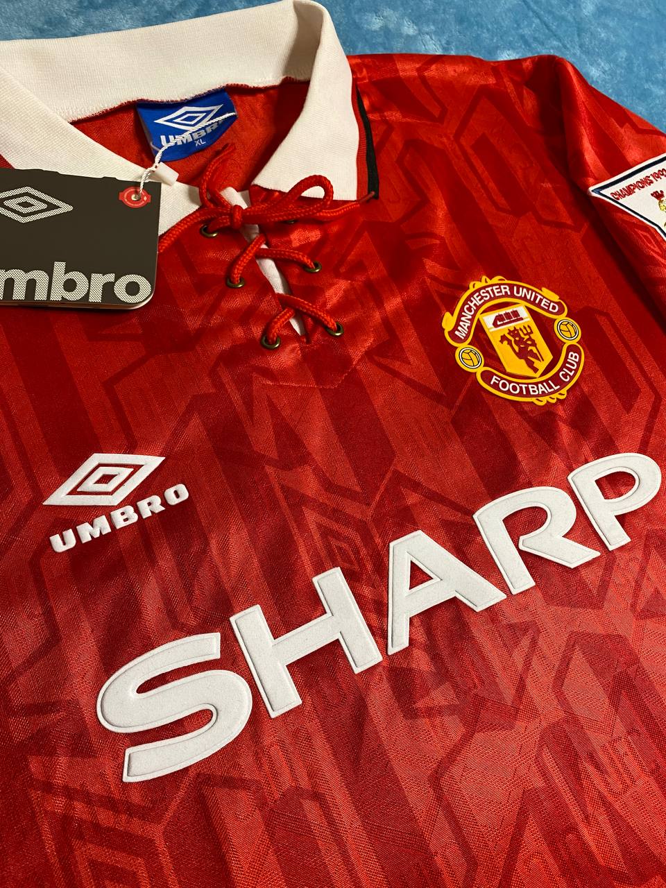 Manchester United home jersey. Season 92/94. Ryan Giggs