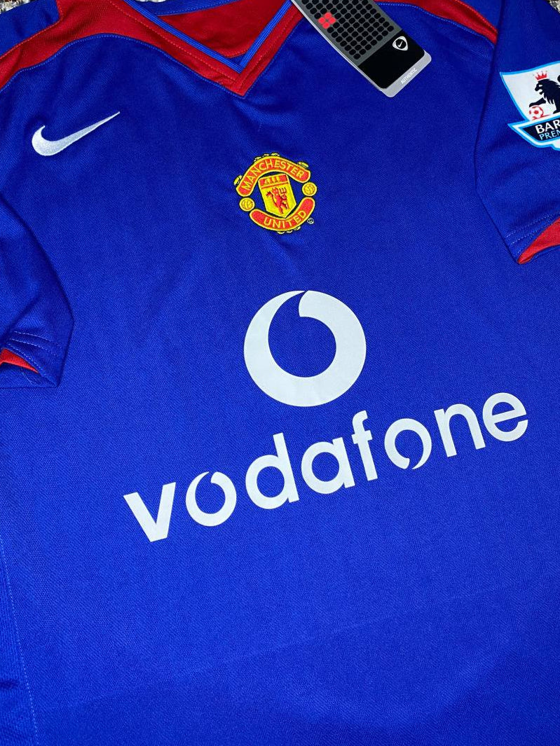 Manchester United Away jersey. Season 05/06. Ji Sung Park