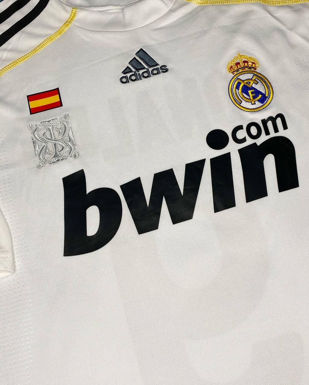 Real Madrid home jersey. Season 09/10. Cristiano Ronaldo