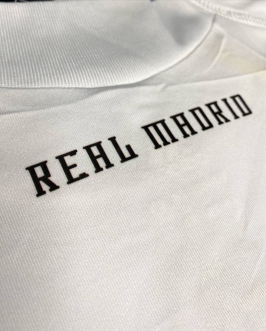 Real Madrid home jersey. Season 09/10. Cristiano Ronaldo