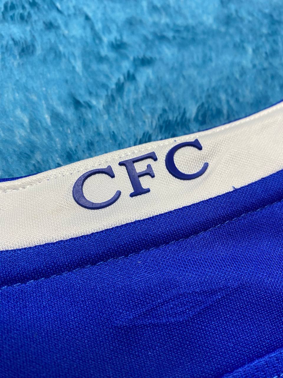 Chelsea home jersey. Season 04/05. Frank Lampard