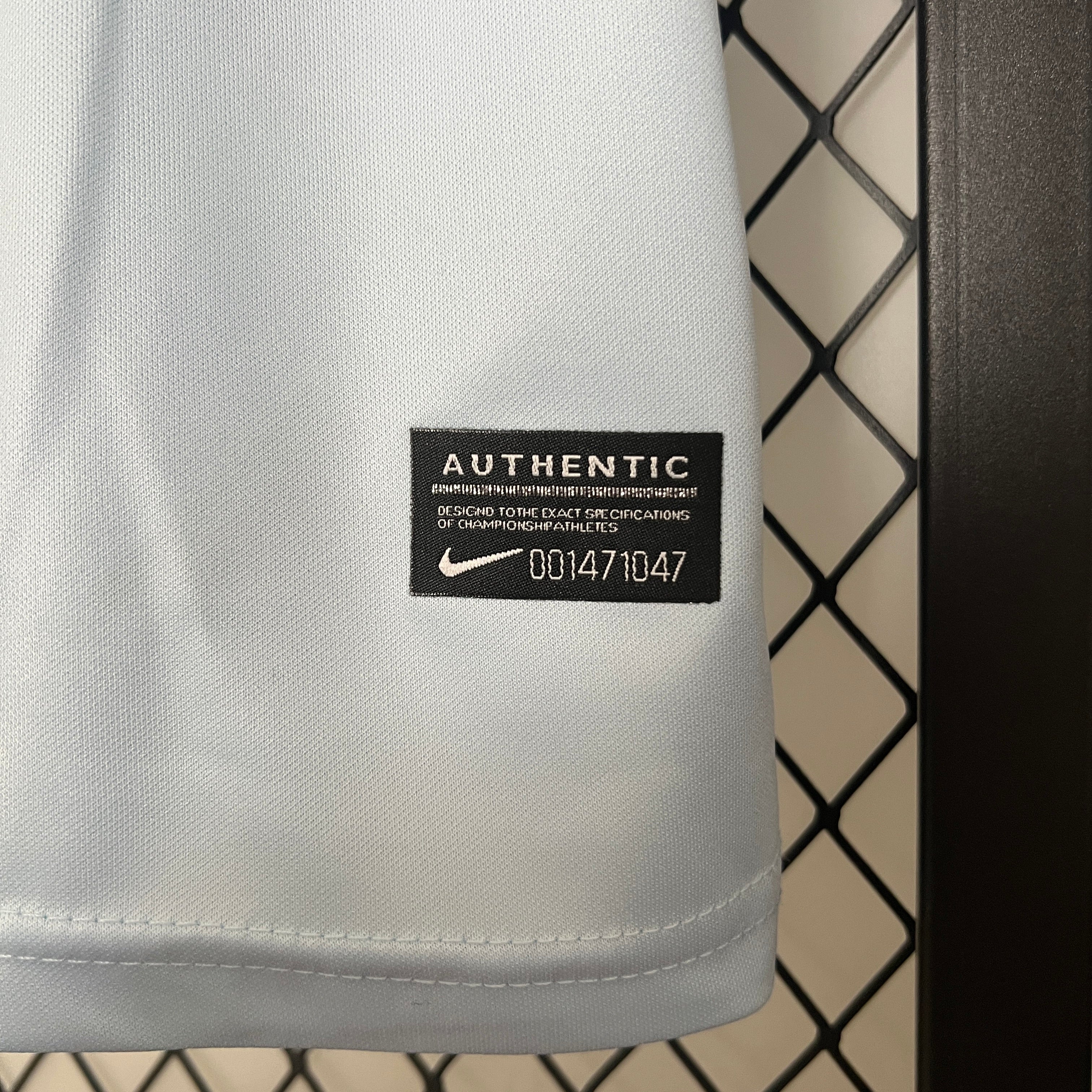 Atletico Madrid away jersey. Season 13/14