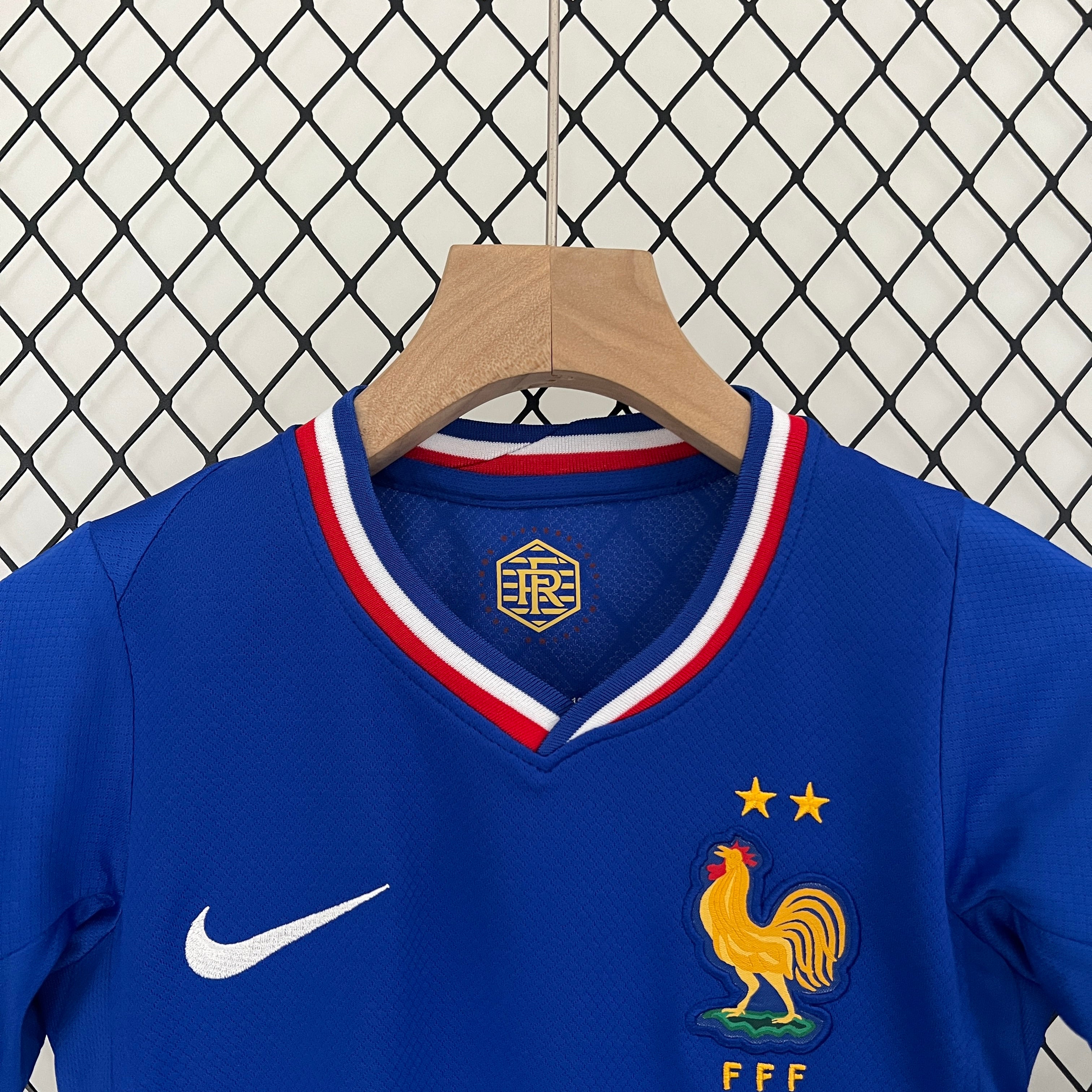 France 2024 home kids set.