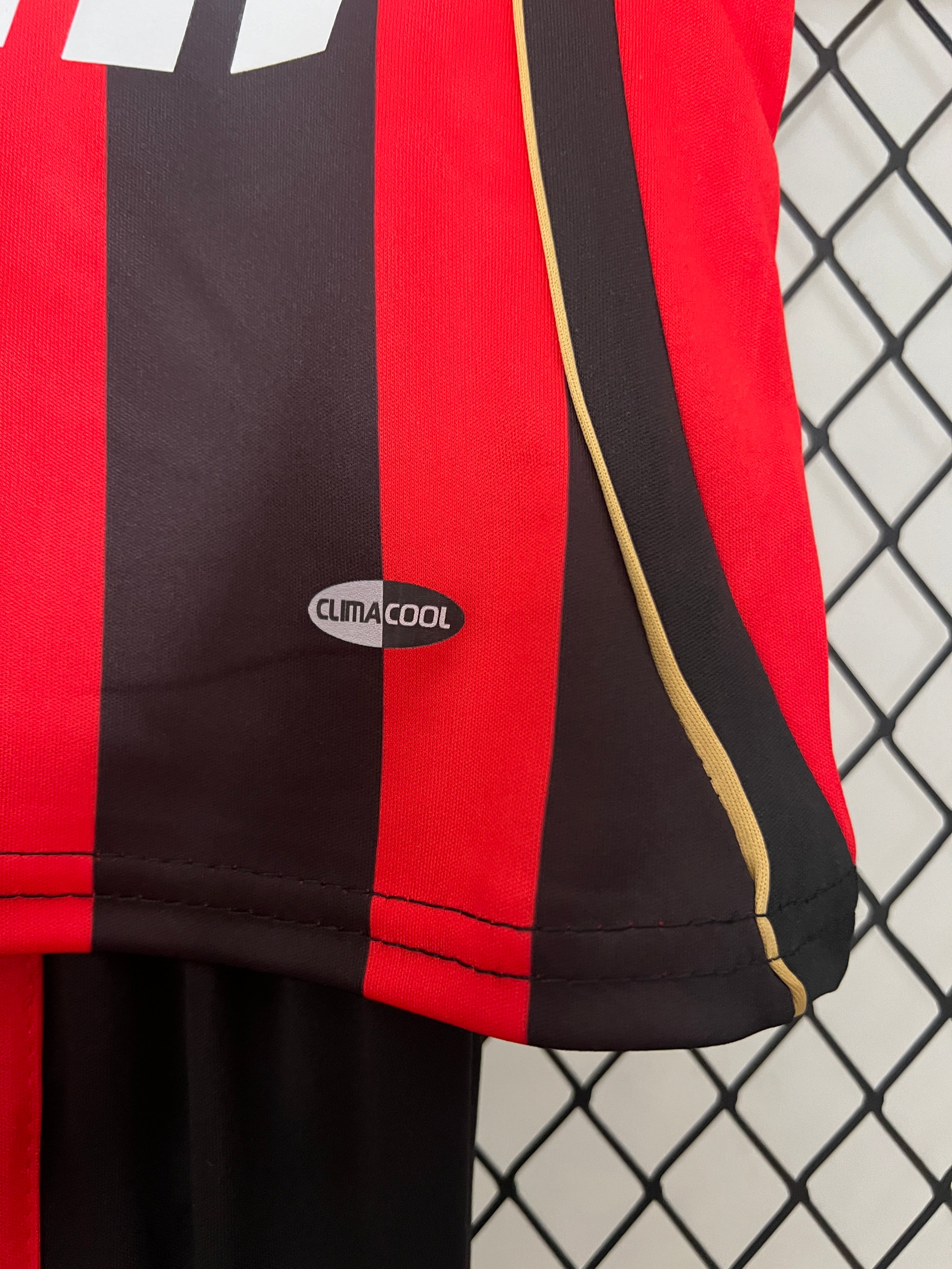 AC Milan home kids set. Season 06/07