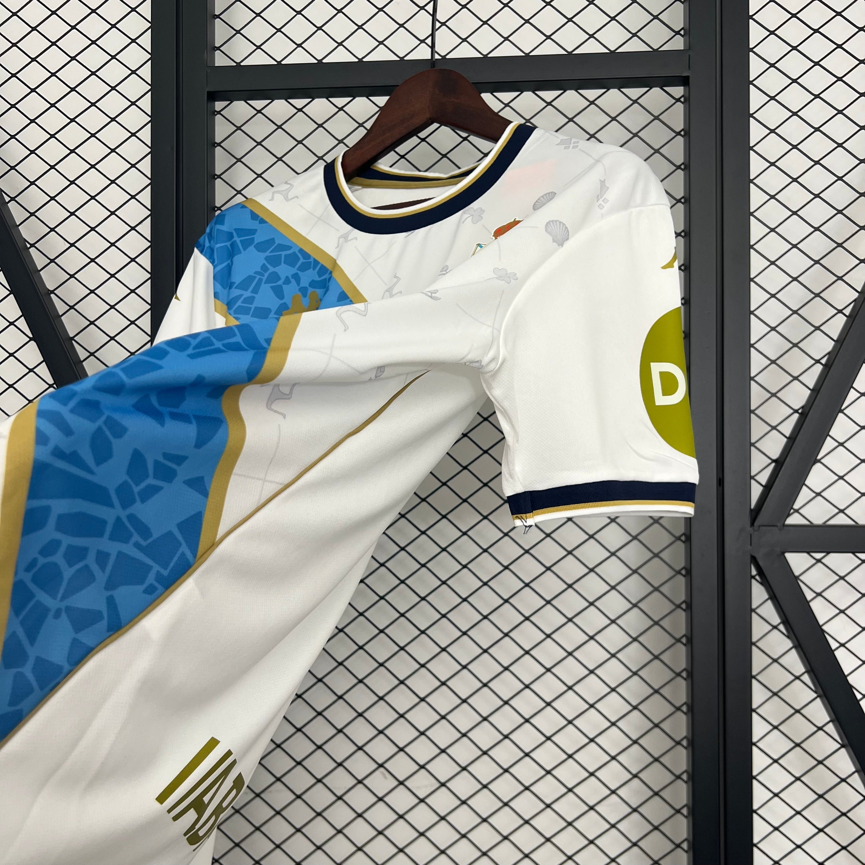 Deportivo La Coruna third jersey. Season 25/26