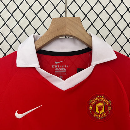 Manchester United home kids set. Season 10/11