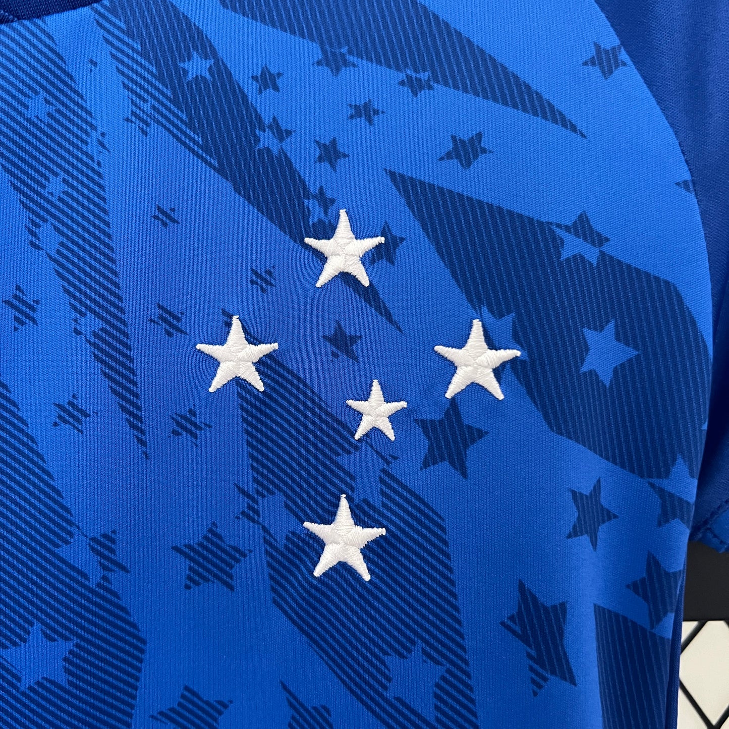 Cruzeiro home jersey for women. Season 24/25