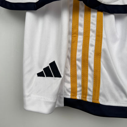 Real Madrid home kids set. Season 23/24