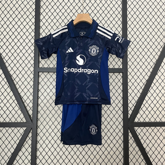 Manchester United away kids set. Season 24/25