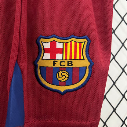 Barcelona home kids set. Season 05/06