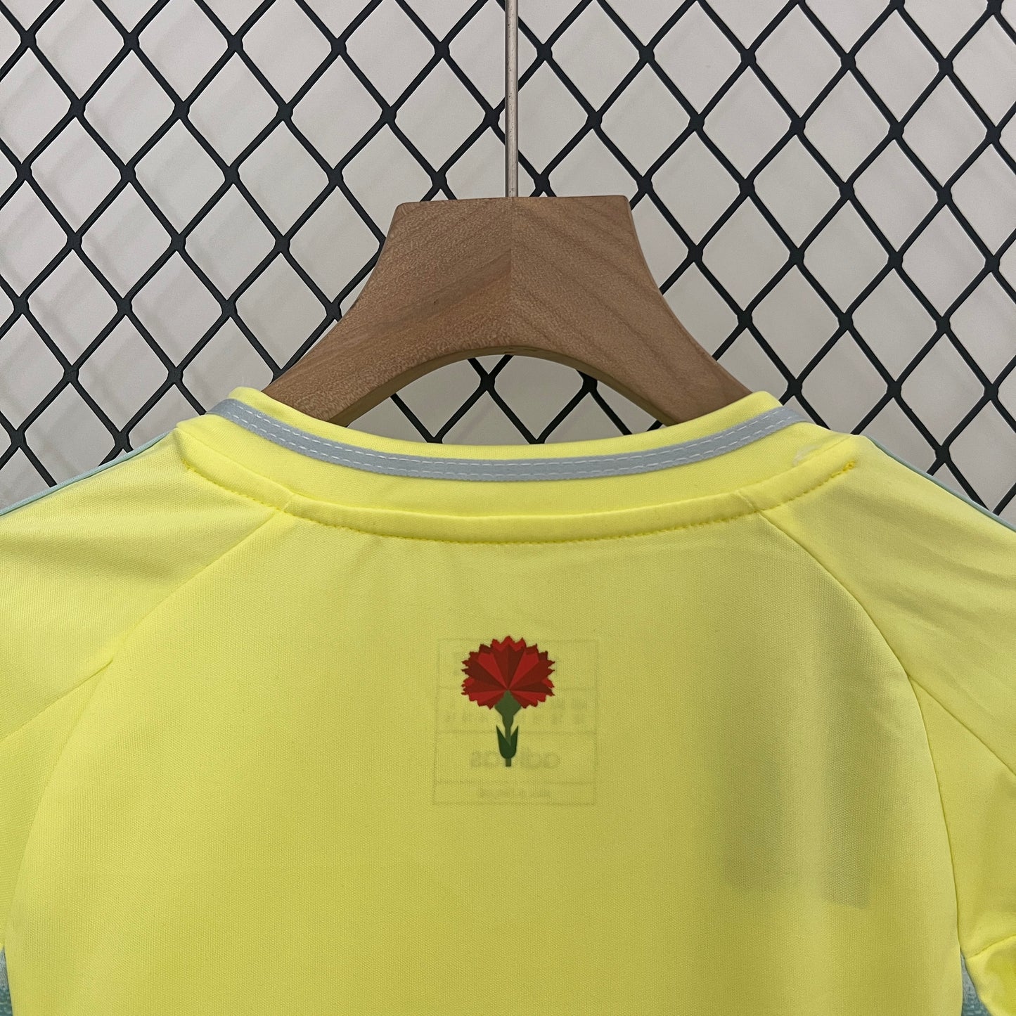 Spain 2024 away kids set