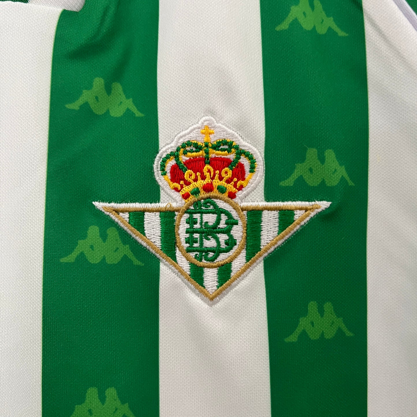 Real Betis home kids set. Season 95/96