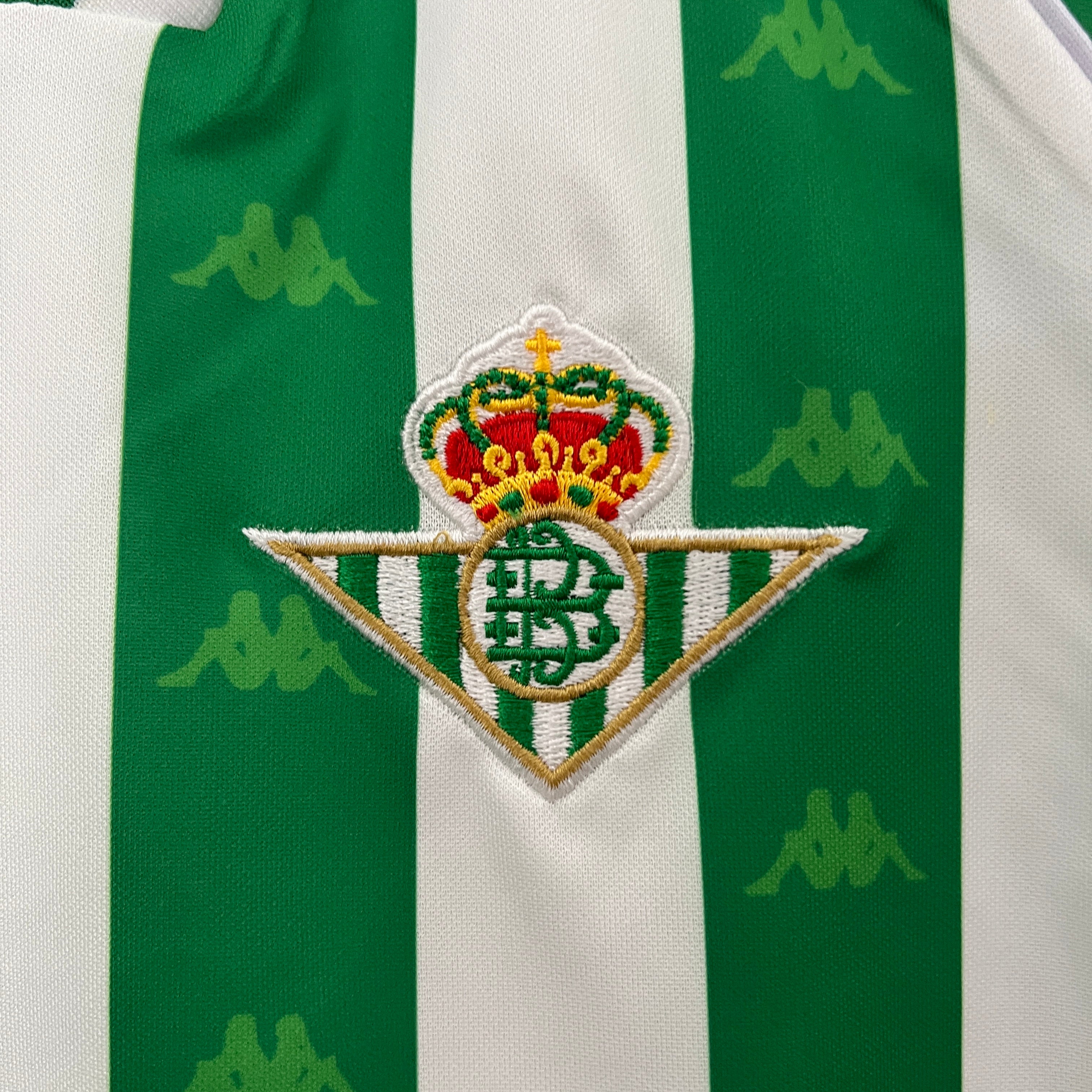 Real Betis home kids set. Season 95/96