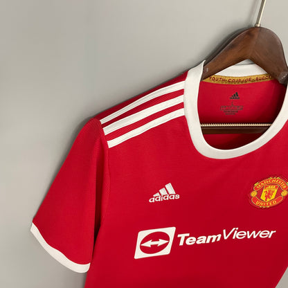 Manchester United home jersey. Season 21/22