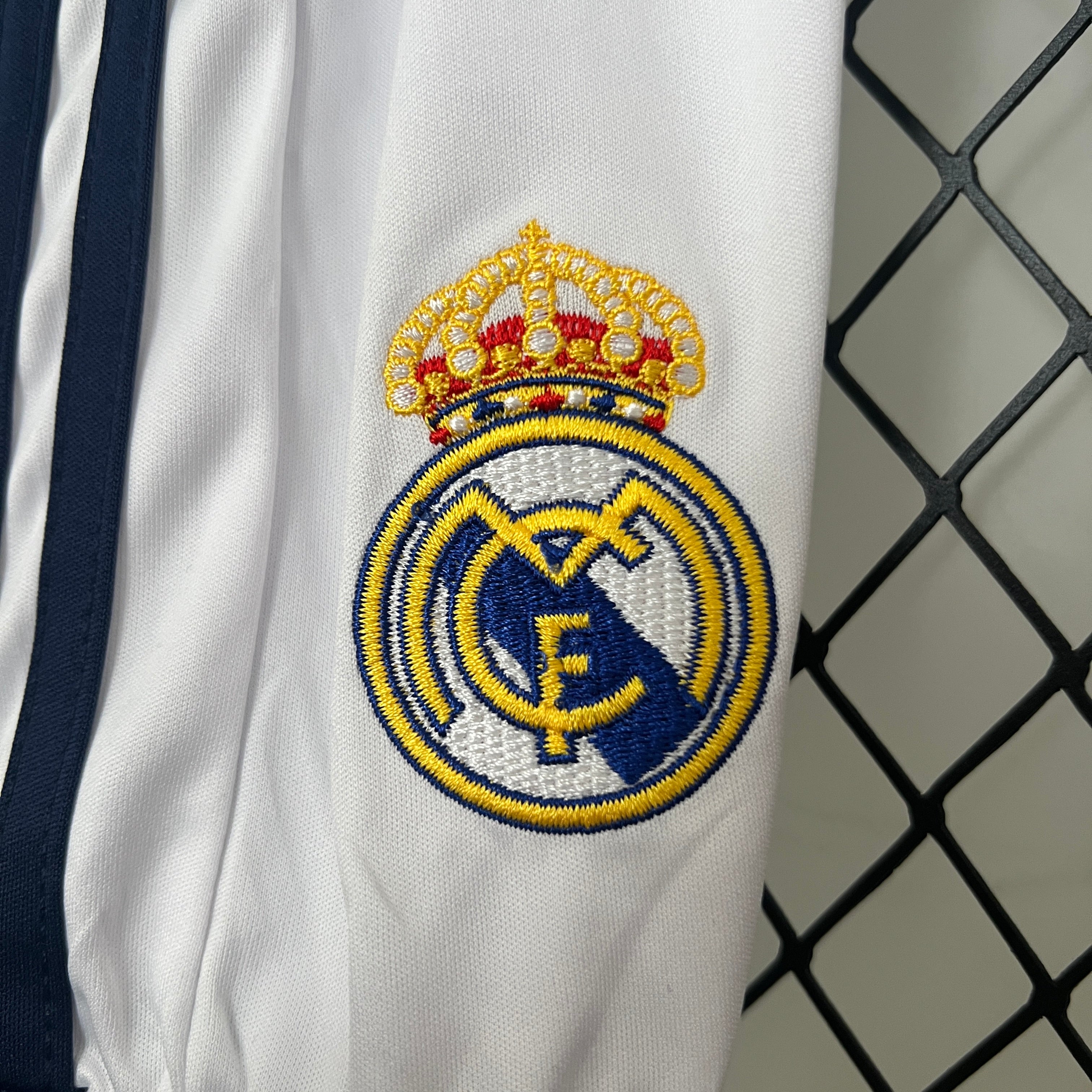 Real Madrid home kids set. Season 12/13