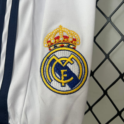 Real Madrid home kids set. Season 12/13