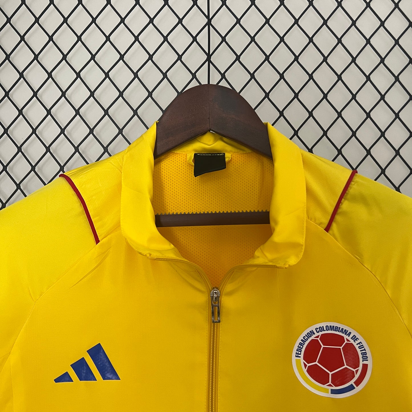 Columbia Windbreaker