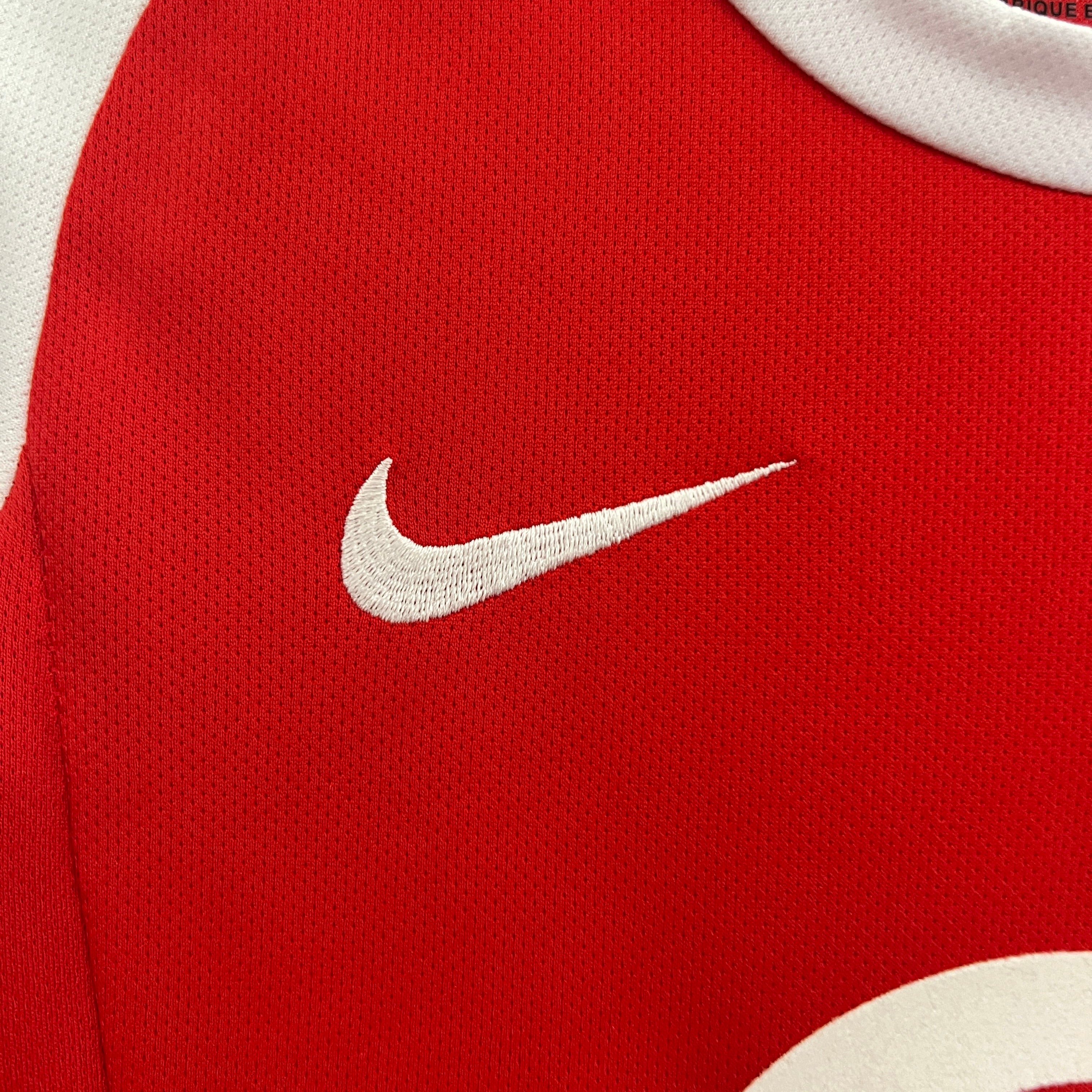 Arsenal home kids set. Season 02/03