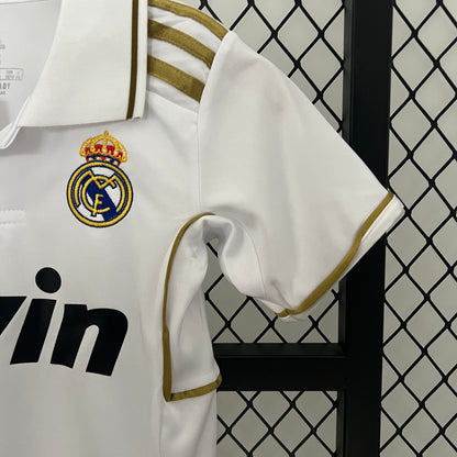 Real Madrid home kids set. Season 11/12