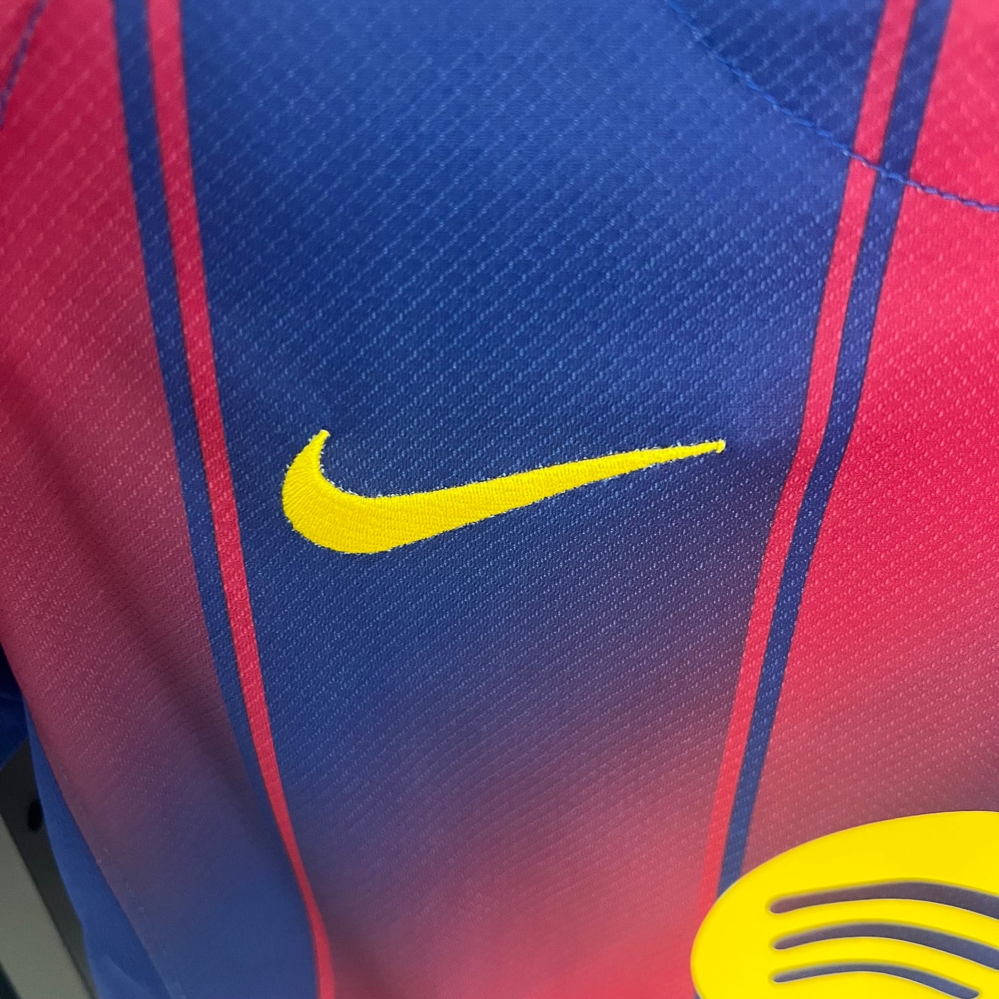 Barcelona home jersey for women. Season 25/26