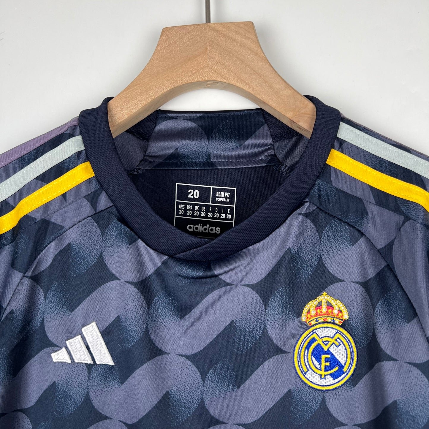 Real Madrid third kids set. Season 23/24
