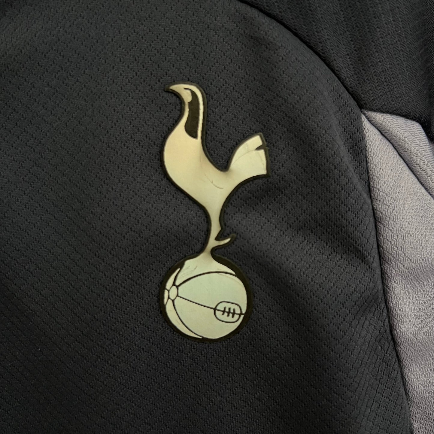 Tottenham Hotspur Kids away set. Season 23/24