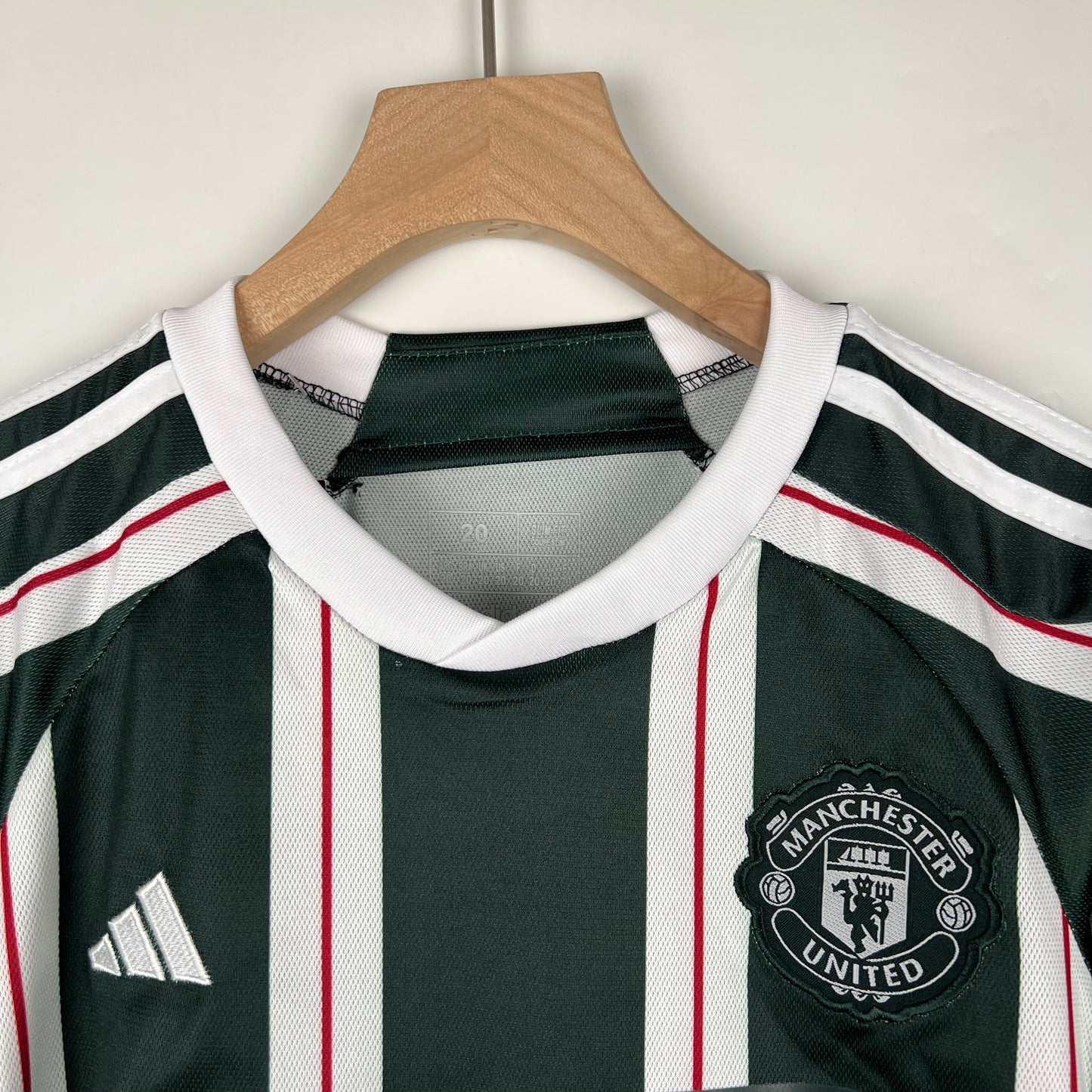 Manchester United Kids away set. Season 23/24