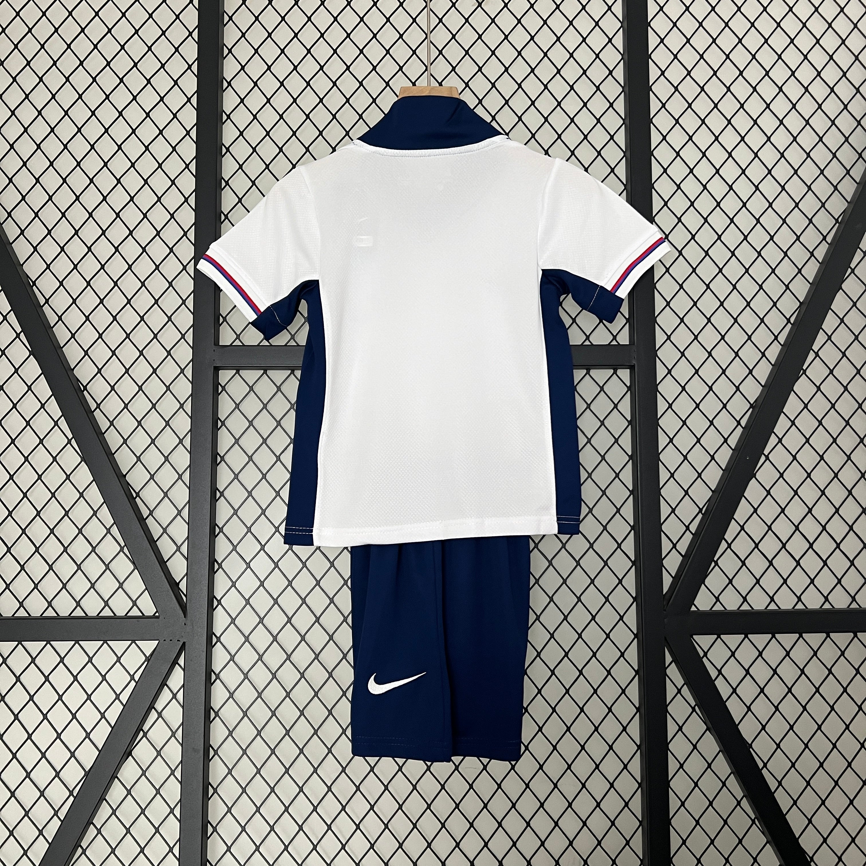 England 2024 home kids set.