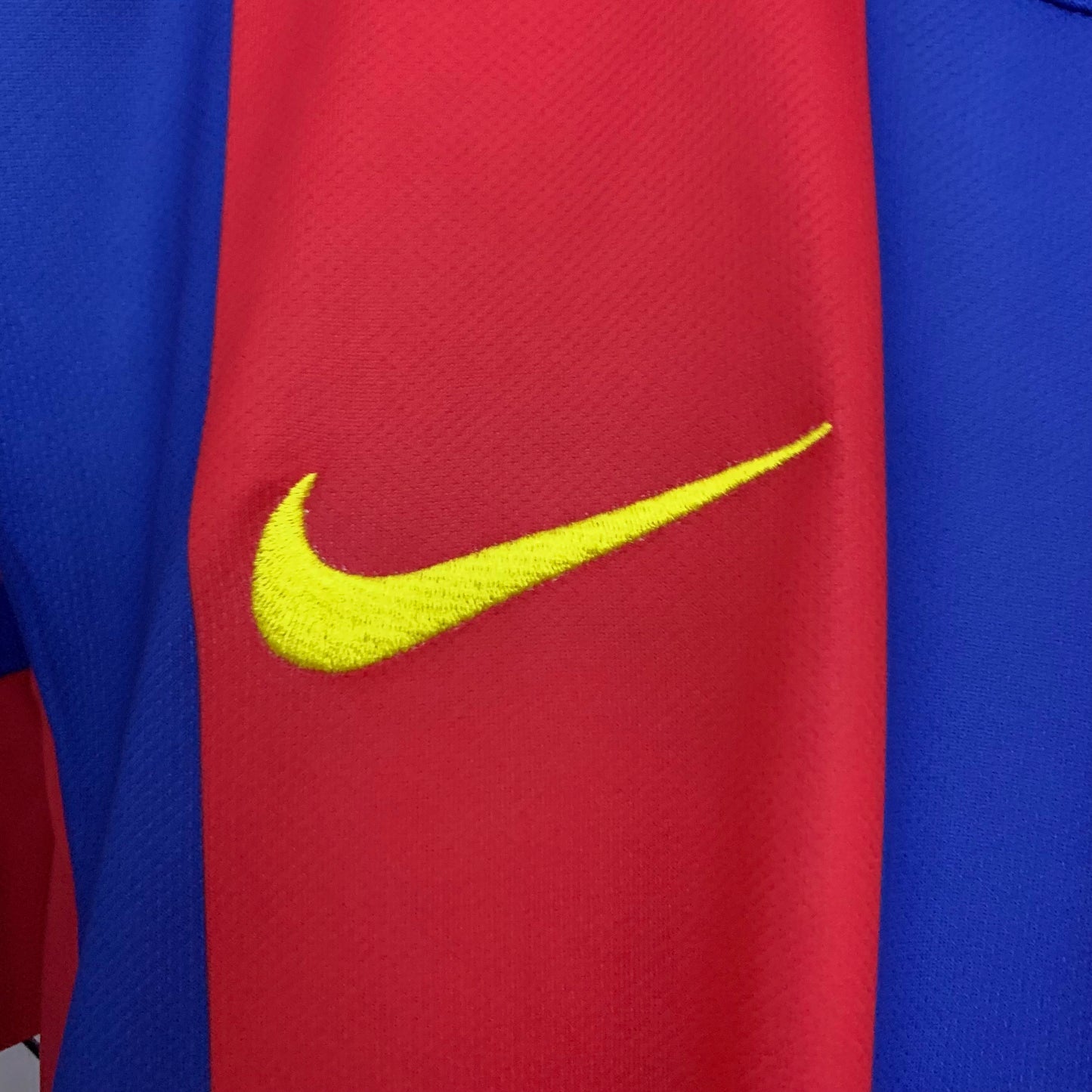 Barcelona home jersey. Season 04/05