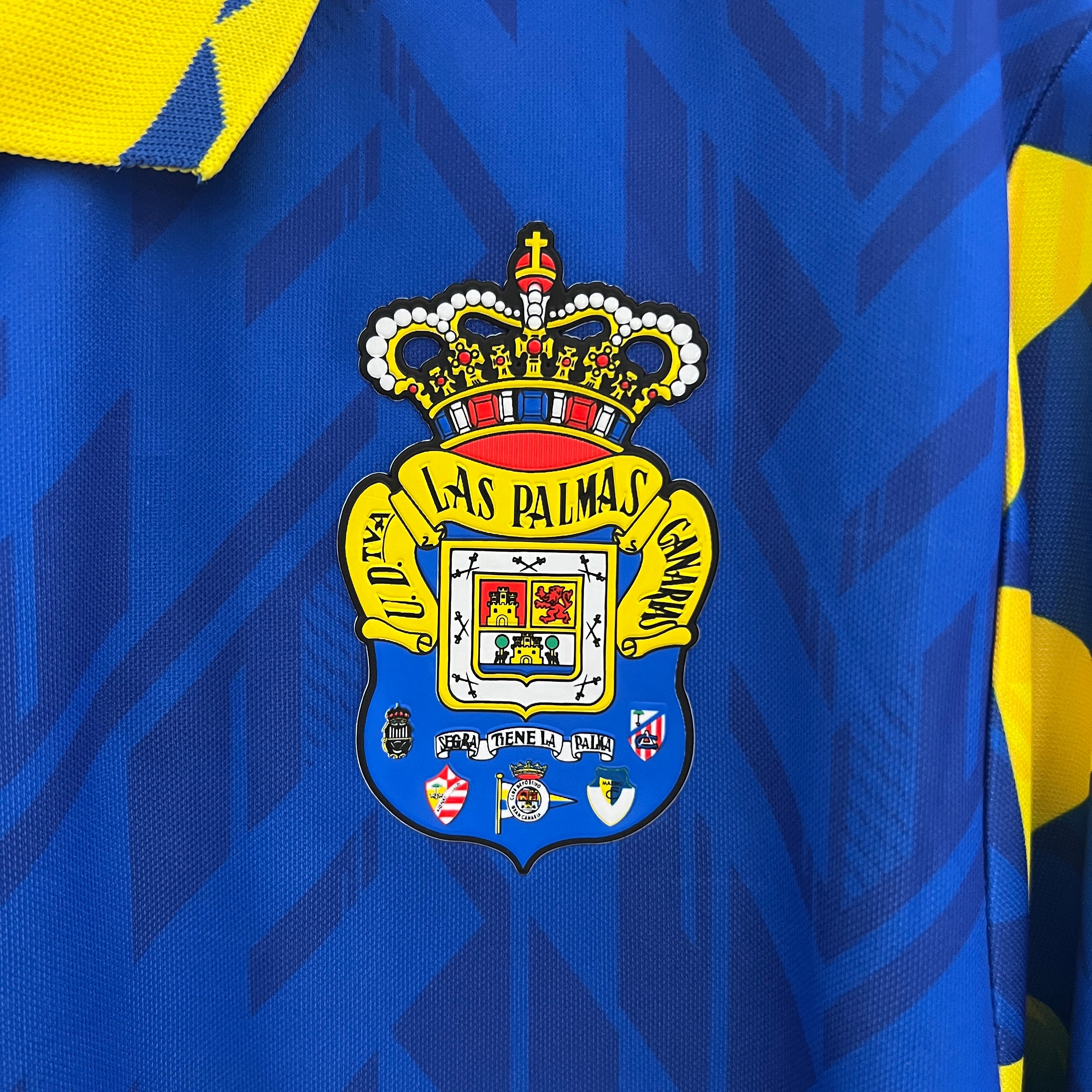 Las Palmas away jersey. Season 24/25