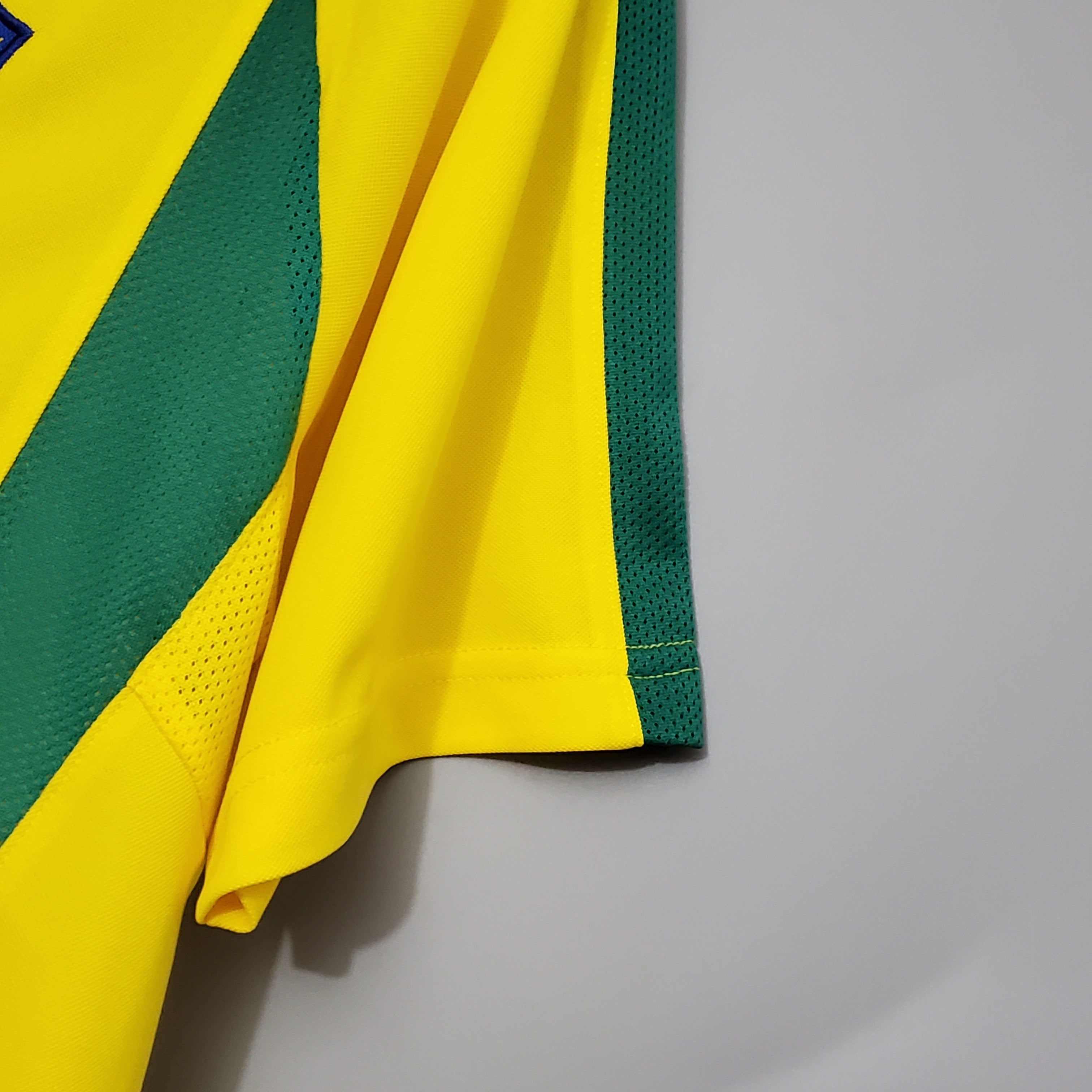 Brazil World Cup 2002 home jersey