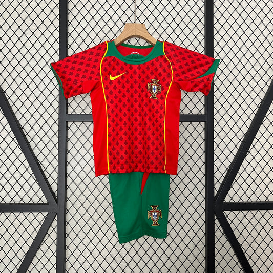 Portugal 2004 home kids set.