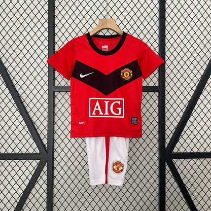 Manchester United home kids set. Season 09/10