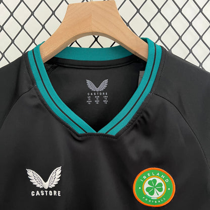 Ireland away kids set. Season 23/24