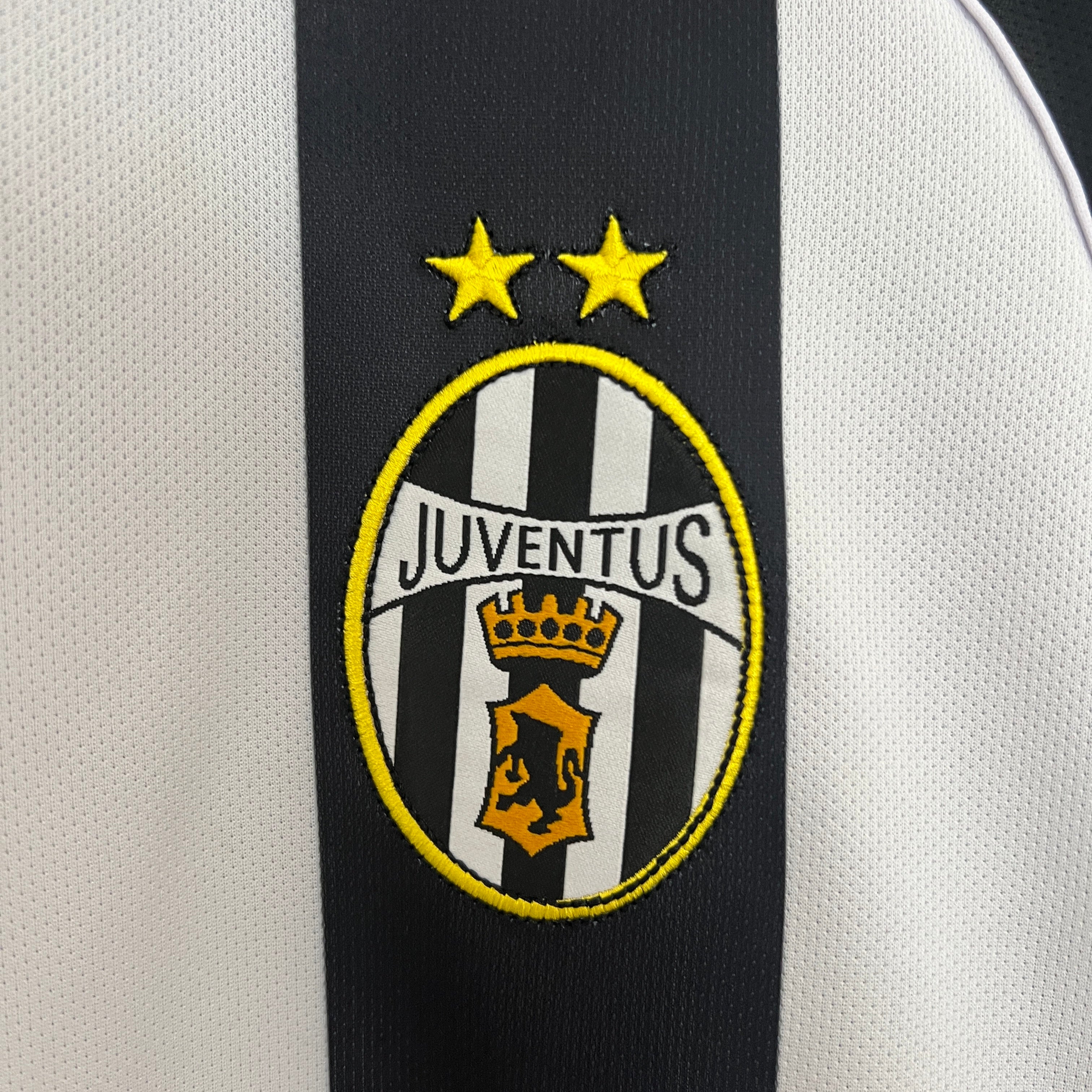 Juventus home jersey. Season 03/04