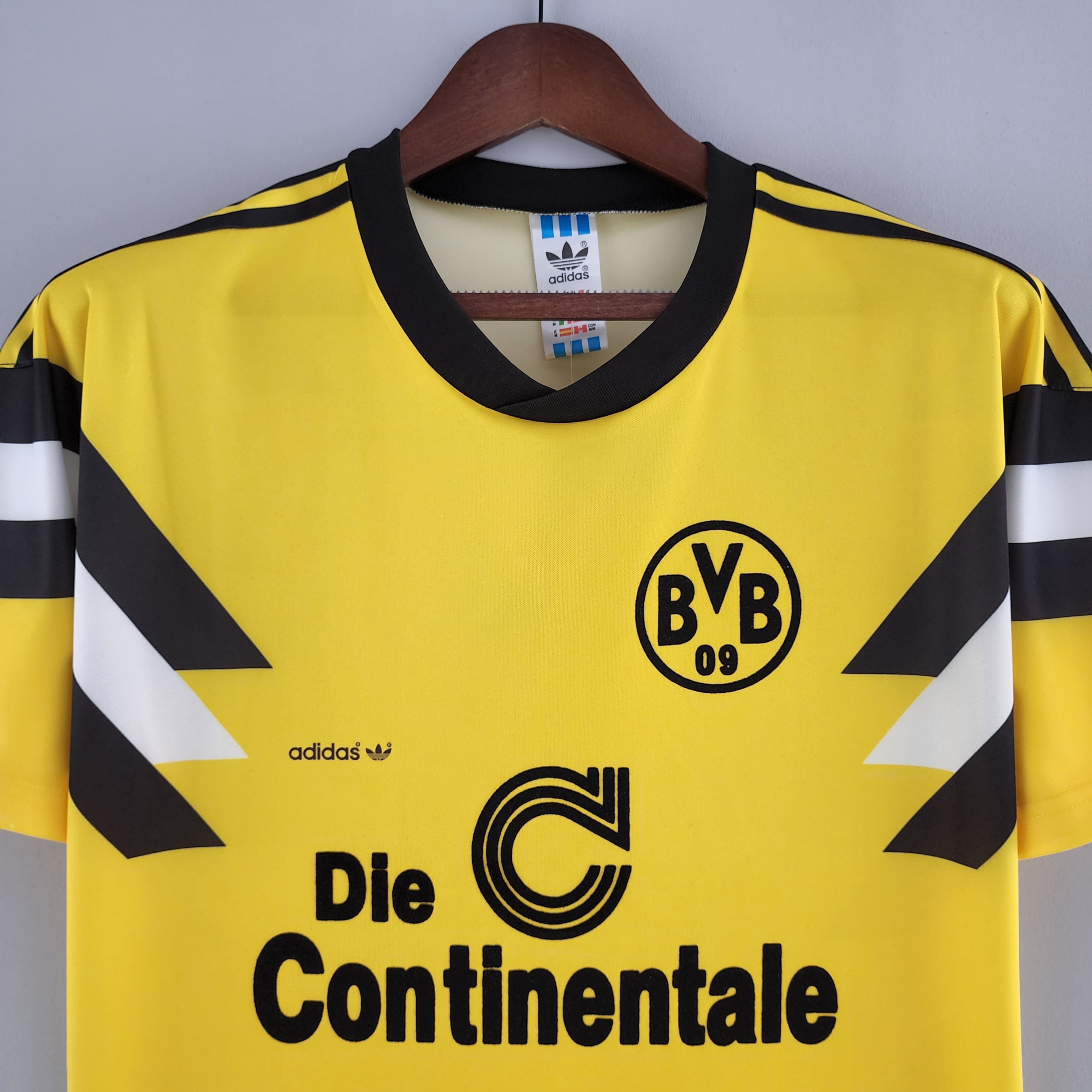 Borussia Dortmund home jersey. Season 88/89