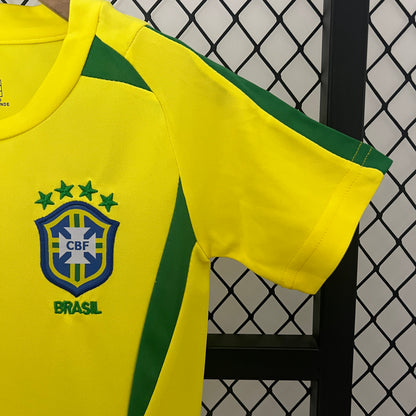 Brazil home kids set. Season 01/02